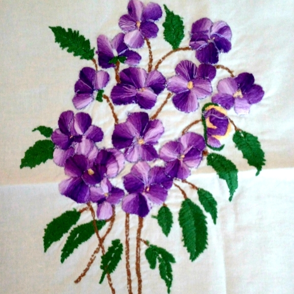 Beautiful Handmade Violets Napkin - Picture 2 of 2